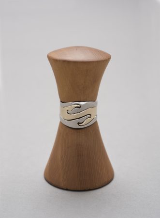 Ngā Hau e Whā 2.0 - larger version in Palladium and 9ct yellow gold ideal for those wanting a larger ring